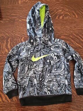 Boys size 4  Nike Hoodie